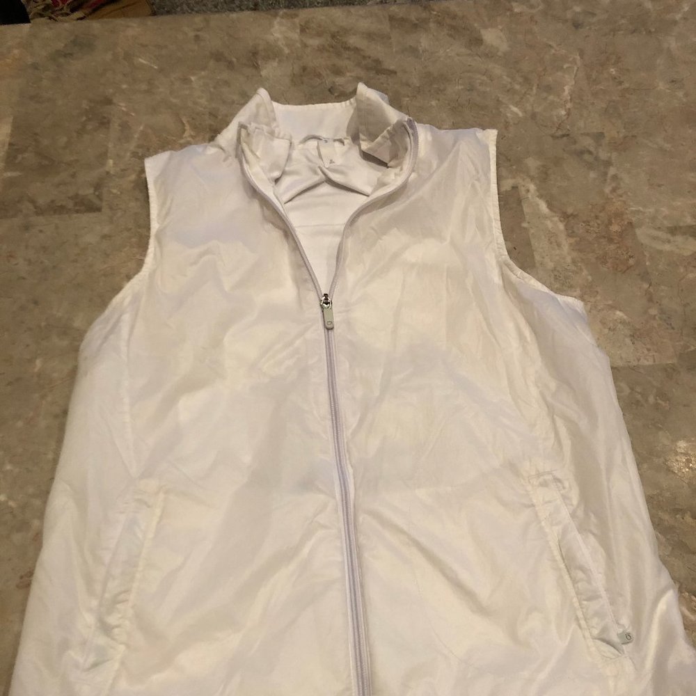 Nylon fleece-lined vest